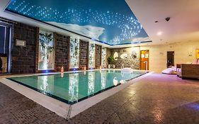 Airport View Hotel And Secret Spa
